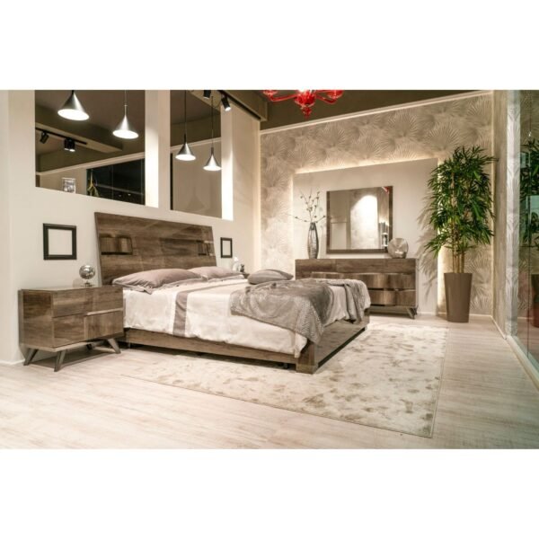 Medea Collection