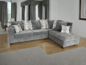 S305 Zander Sectional