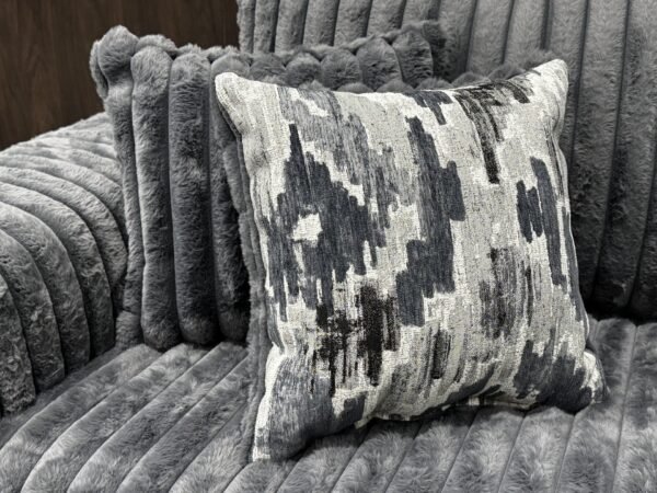 68f3f495-5055-4460-bcb3-14c36e3c609e.jpg S345 Noah (Grey)