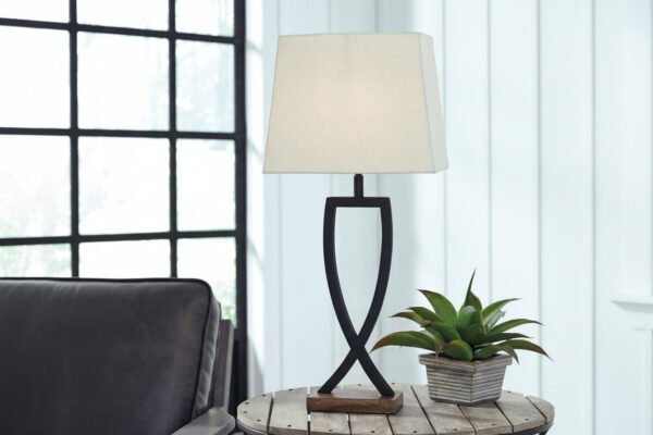 ASL204174 Makara