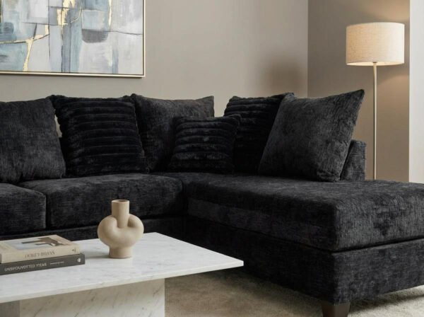 S300 Downy Sectional (Black)