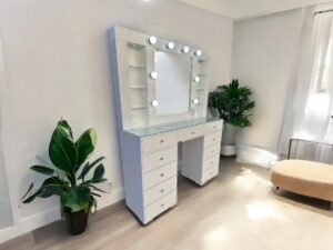 Lina Vanity (SOLD OUT)