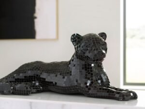 A2000419 - Accent Sculpture