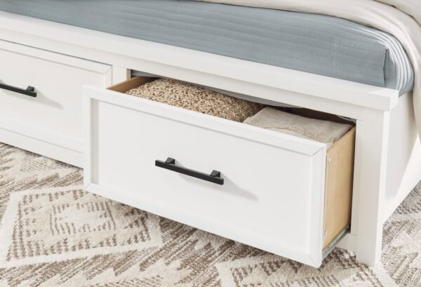 b844-56s-54s-ftbd-detail_orig.jpg B844 5PC Bedroom Set - Queen, King