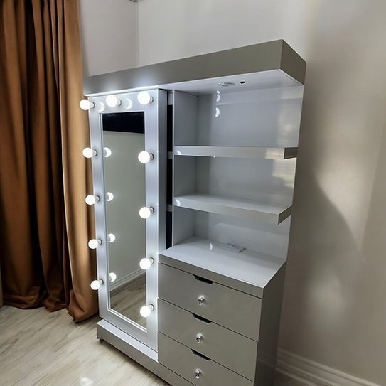 Lucila Vanity White (SOLD OUT)