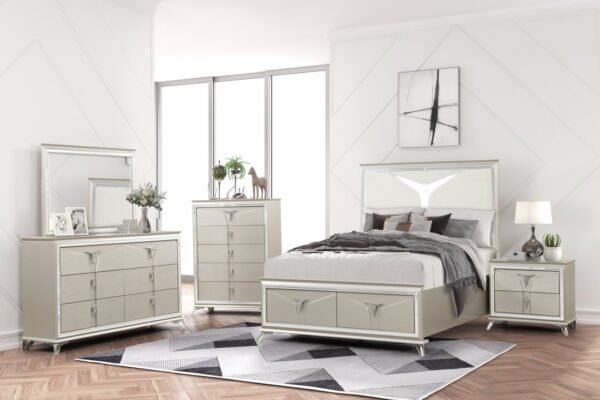 master-set_orig.jpg Master 4pc or 5pc Bedroom Set - Queen, King